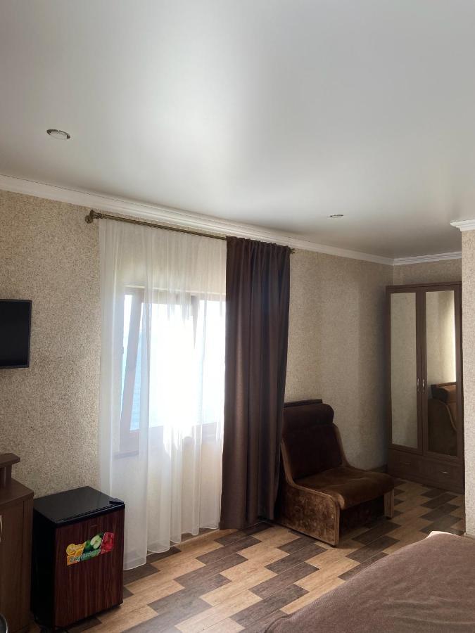 Apra Hotel Lidzava Exterior photo